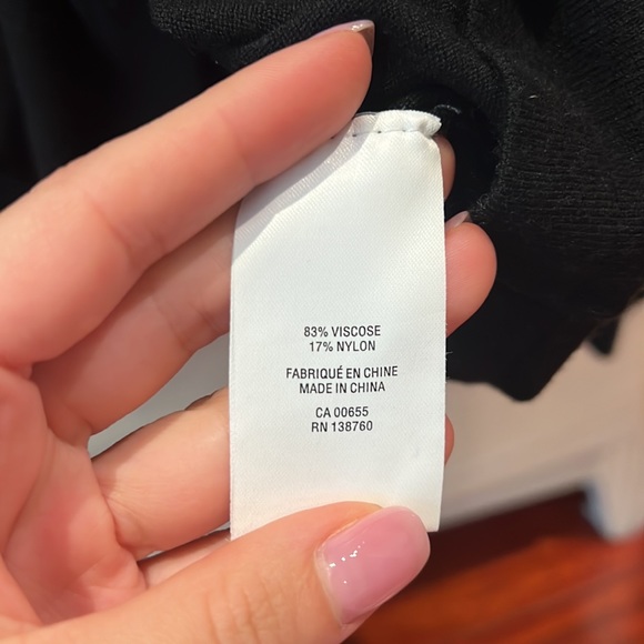 Reitmans black sweater - Picture 4 of 5